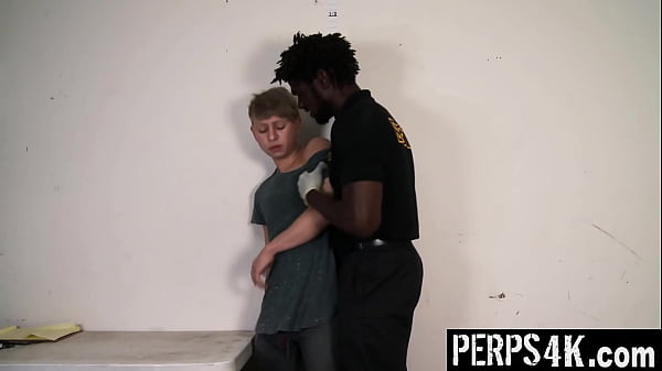 Loss Prevention Officer Receives a Tip on The Guy Attempting Shoplift – Perps4k