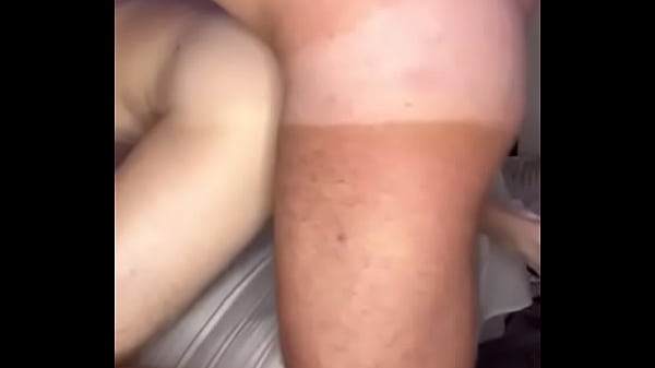 Novinho submisso puto feito de cadela adestrada na pica