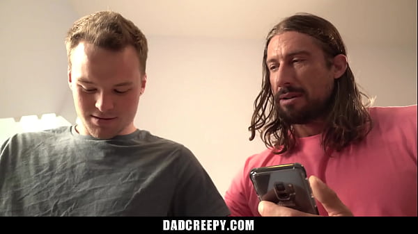 Stepson Learning Some Sex Education from His Stepdaddy – Dadcreepy