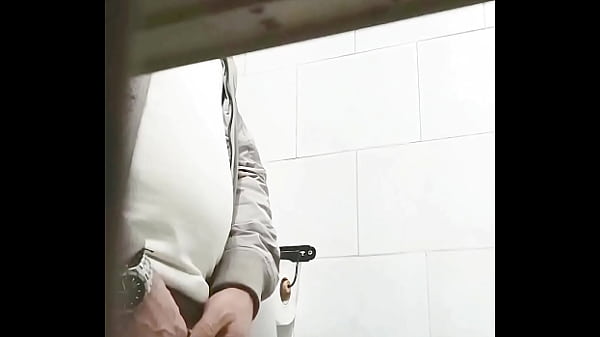 Daddy pisses from his beautiful cock