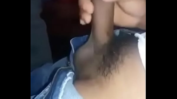 Mi primo sentándose en el vergón del mayate chacalón casado con hijos hasta sacarle la leche con el culito