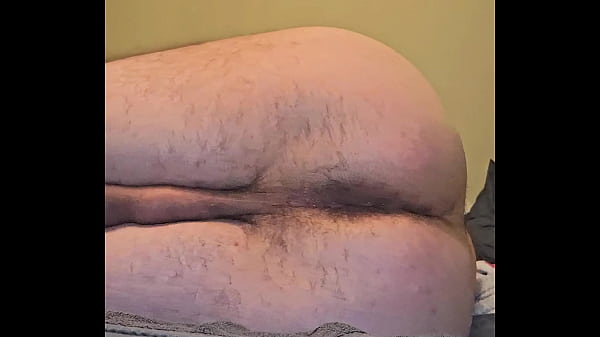 Fucking my DILF ass while everyone was out of the house.