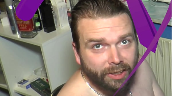 Porno Peter jerks off and cums 4 u