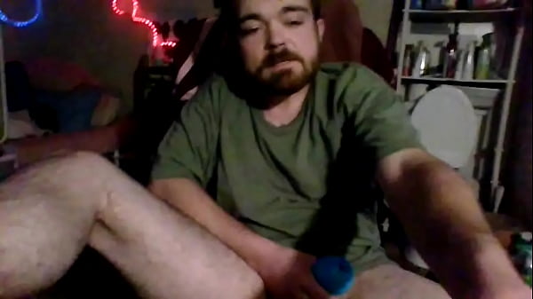 Big hairy dick starts soft and get hard otter jerk off