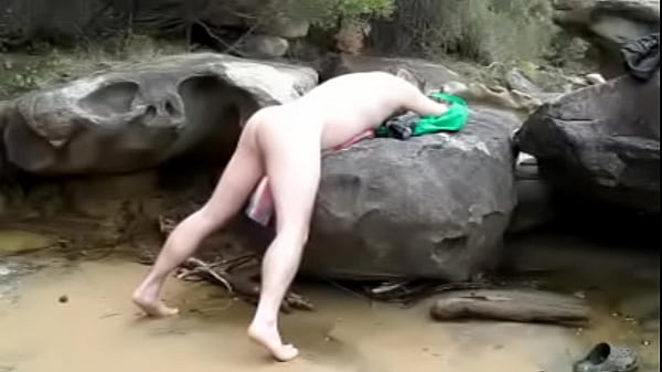 wiggle nude arse